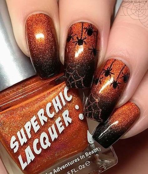 Fall Nail Stamping Designs, Black Orange Ombre Nails, Halloween Nail Tip Designs, Halloween Nail Designs Dip Powder, Sns Halloween Nails, Halloween Nail Stamping Ideas, Halloween Fingernails Designs, Halloween Nail Stamping, Orange And Black Nail Ideas