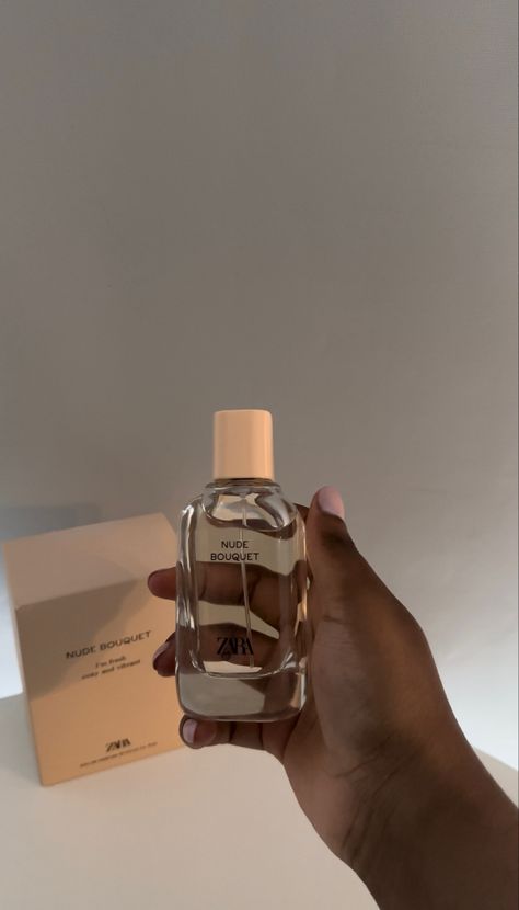 Zara Nude Bouquet Perfume, Aesthetic Pink Perfume, Zara Perfume Aesthetic, Haul Aesthetic, Zara Fragrance, Zara Trends, Hygiene Essentials, Zara Perfume, Dior Summer