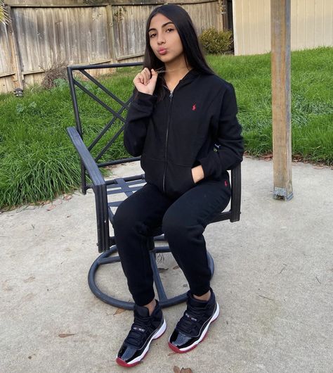 Jordans 11 Outfit Women, Black Jordan 11 Outfit Women, Jordan 11 Bred Outfit Women, Jordan 11 Outfit Women Baddie, Takuache Girl Outfits, Jordan 11 Outfit, Jordan 11 Outfit Women, Teen Swag Outfits, Latina Fashion Outfits