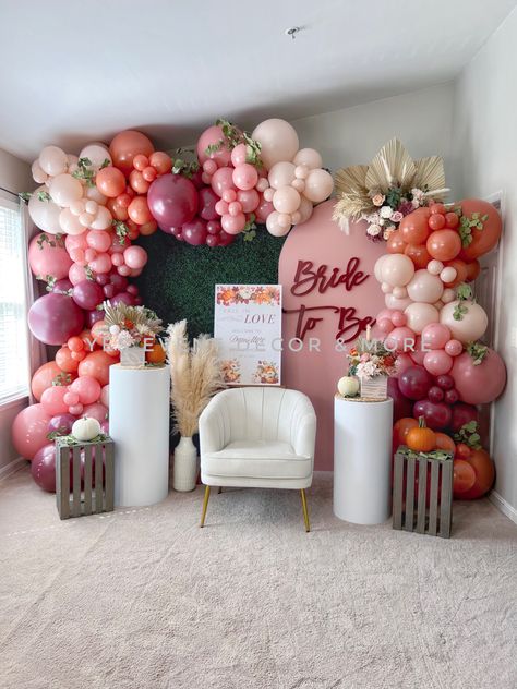 Looking for a fall theme for your bridal shower? Try this “fall in love” theme. Click on the YouTube link below to see how this backdrop was set up. All of the materials are provided in the YouTube video! Bridal Shower Theme Fall, Fall Themed Bridal Shower Ideas, Fall In Love Bridal Shower Ideas, Fall In Love Theme, Bridal Shower Balloon, Golden Bday, Fall In Love Bridal Shower, 90th Birthday Parties, Bridal Shower Balloons