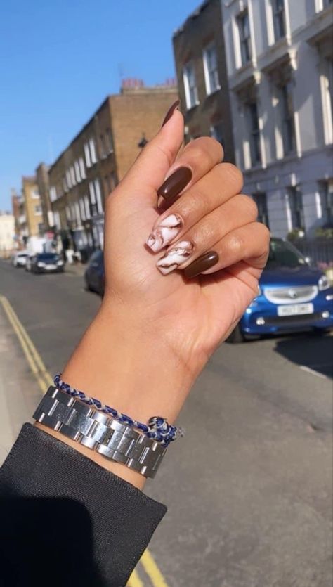 Brown Nails With Marble, Brown And Marble Nails, White Brown Nails Acrylic, Dark Brown Marble Nails, Brown Marble Nails French Tip, Brown Marbled Nails, Chocolate Brown Nails Fall, Chocolate Nails Design Art Ideas, White And Brown Marble Nails