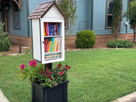 DIY Little Free Library With Plans - Renee Renovates Diy Little Free Library, Free Little Library, Little Free Library Plans, Diy Exterior, Library Plan, Exterior Wood Stain, Buy My House, How To Waterproof Wood, Library Wall