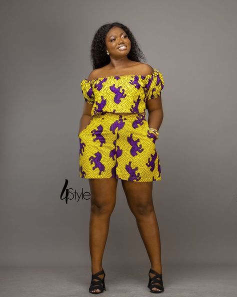 Ankara Short Nike And Top, Ankara Shorts And Top For Ladies, Ankara Short And Top For Ladies, Two Piece Outfits Shorts, Kitenge Designs, 2piece Outfits, Ankara Dress Styles, African Fabric Dress, African Fashion Traditional