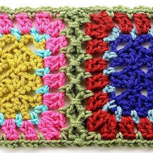 Connecting Granny Squares, Join Granny Squares, Joining Crochet Squares, Maglia Fair Isle, Joining Granny Squares, Sunburst Granny Square, Granny Square Crochet Patterns Free, Crochet Blocks, Crochet Lessons