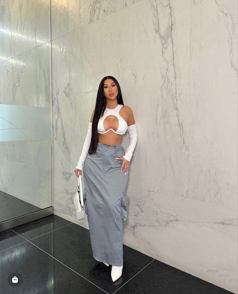 2023 Energy, Fashion Content Creator, Style For Spring, Outfit Festival, Baddie Style, Outfit Zara, Fashion Content, Long Skirt Outfits, Boujee Outfits