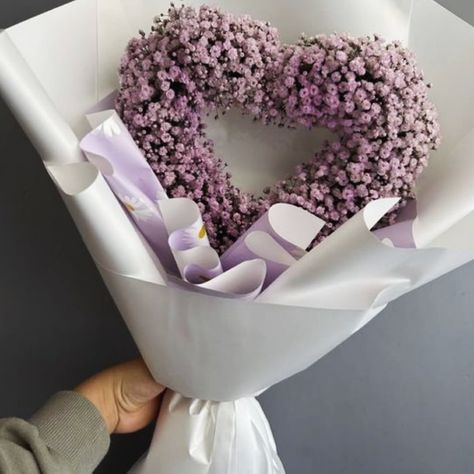 Heart shaped flower bouquet💜 (includes a free card) 🫶🏻 Contact/ dm me to place your order. Free bouquet delivery in Etobicoke & Mississauga Open 24/7🕛 #smallbusiness #businesstips #customers #florist #flowerstagram #lucky #supportlocal Heart Shape Bouquet, Heart Shaped Bouquet, Heart Bouquet, Bouquet Delivery, Mini Bouquet, Paper Bouquet, Free Card, Heart Shape, Dm Me