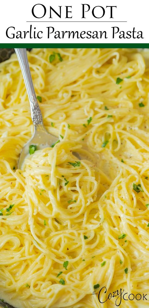 This creamy Garlic Parmesan Pasta is quick and easy! It takes just 20 minutes and one pot. Your family will love the smooth, buttery garlic noodles! #spaghetti #30minutemeals #easydinnerideas #angelhair Creamy Garlic Parmesan Pasta, Garlic Parmesan Pasta, Pastas Recipes, Pasta Side Dishes, Garlic Noodles, Parmesan Pasta, Garlic Pasta, Pasta Dinners, Pasta Dinner Recipes