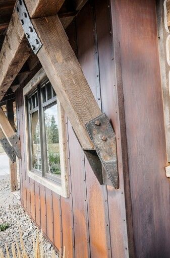 Steel siding Metal Shop Building, Wooden Building, Shop Buildings, Interior Vintage, Metal Siding, Metal Roofing, Barn Ideas, Metal Building Homes, Timber Framing