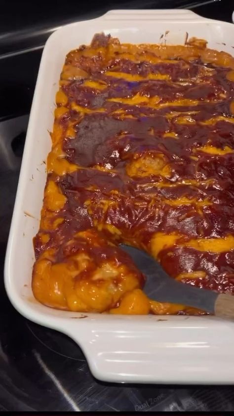 229K views · 786 reactions | This video always gets so much hate but honestly, I love pulled pork mac and cheese! #dinner #easydinner #dinnerideas #pulledpork #macandcheese | Brooke AKA Meals and Munchies | Brooke AKA Meals and Munchies · Original audio Mac And Cheese Dinner, Pulled Pork Mac And Cheese, Pork Mac And Cheese, Meals And Munchies, Cheese Dinner, Macaroni Cheese Recipes, Homemade Rolls, Mac Cheese, Easy Soups