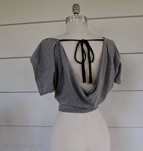 WobiSobi: T-Shirt Bolero DIY Bolero Diy, Cut Shirt Designs, Diy Cut Shirts, Shirt Makeover, Shirts Diy, Upcycle Clothes Diy, T-shirt Refashion, Shirt Refashion, Old T Shirts