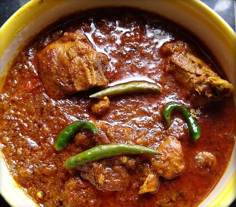 Punjabi Chicken Curry Punjabi Chicken Recipes, Authentic Punjabi Recipes, Punjabi Chicken Curry Recipe, Chicken Recopes, Punjabi Chicken Curry, Mughlai Food, Gluten Free Indian Food, Punjabi Chicken, 2024 Diwali