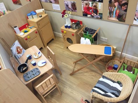 Role Play Home Corner, Reggio Home Corner, Early Years Home Corner Ideas, Home Corner Ideas Early Years Role Play, Home Corner Ideas, Home Corner Ideas Early Years, Reception Classroom, Role Play Areas, Eyfs Classroom