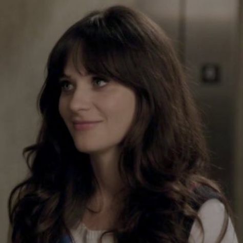 Jessica Day Icons, Jess Day Hair, Zoe Deschanel, Jess Day, Singer Dr, Jessica Day, Film Icon, Profile Photos, Zooey Deschanel