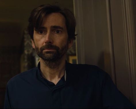 prada on X: "MINIONS… tonight…. we steal….. DAVID TENNANT’S GENDER!!!!!! https://t.co/mdNo4KgLPa" / X David Tennant Priest, David Tennant Vicar, Inside Man David Tennant, Awkward Pictures, Inside Man, Scottish Actors, Doctor Who Art, Davy Jones, Michael Sheen