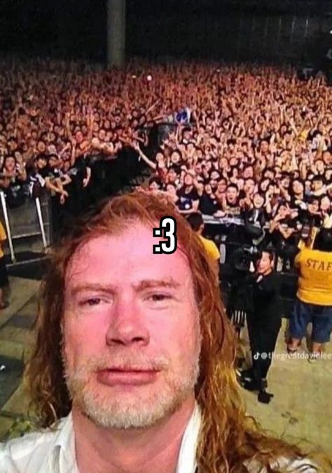 dave mustaine whisper Dave Mustaine Funny, Mexican Hat, Dave Mustaine, Weezer, Band Memes, Music Band, Orange Hair, Music Bands, Girly Things