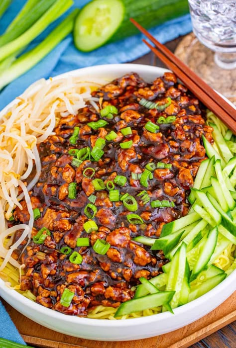 Chicken Dan Dan Noodles, Pei Wei Copycat Recipes, Bibibop Noodles Recipe, Dang Dang Noodles, Pork Dan Dan Noodles, Easy Dan Dan Noodles Recipe, Easy Dan Dan Noodles, Noodles Copycat Recipes, Dan Dan Noodles Recipe Pf Changs