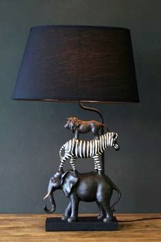 Safari Living Rooms, Animal Lamp, Custom Light Fixtures, Safari Decorations, Diy Lampe, Animal Safari, Creative Home Decor, Diy Lamp, Retro Home Decor