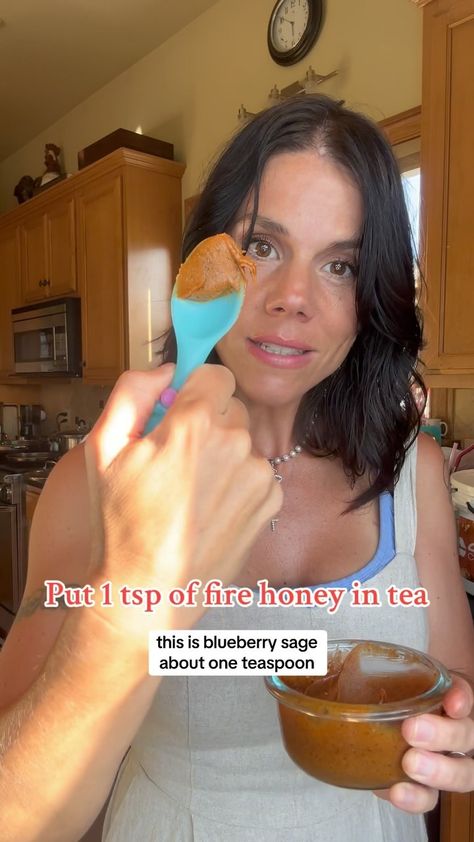 Melanie Sandford | Fire honey is so easy to make and it’s a lot faster than waiting on a fire to brew for 5 to 6 weeks this one you can use right away and... | Instagram Fire Honey, Natural Pain Relievers, Muscle Aches, Natural Medicine, Honey, Health Tips, Health, Stuffed Peppers