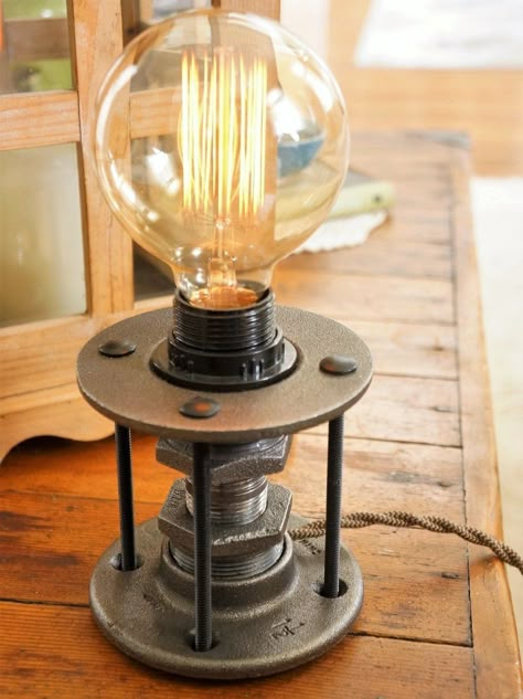 Diy Headphone Stand, Industrial Lamp Design, Homemade Lamps, Industrial Accessories, Lampe Steampunk, Industrial Living Room Design, Pipe Lamps, Industrial Pipe Lamp, Industrial Style Lamps