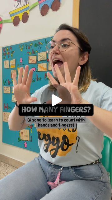 English and fun 🐻 w/ Serena on Instagram: "Everybody knows this song, so we learned it too..  we’ve been singing it since the beginning of this school year, to learn numbers, but now we are singing it again because we are learning body parts. ✋🏻 🤚🏻 . Kids can easily remember numbers, hands and fingers with this nice easy peasy song written by @supersimpleofficial  . We really love it 🫶🏻 . #englishandmusic #musicenglish #englishforkids #englishandfun #inglesedivertente #ingleseperbambini #kids #esl #english #preschool #kindergarten #scuoladellinfanzia #englishkidssongs #englishteacher" Numbers Song Preschool, Number Songs For Kindergarten, Numbers Songs For Kids, Number 6 Activities For Preschool, My Body Activities For Preschoolers, Number Songs Preschool, Songs Preschool, Learn English Kid, English Preschool