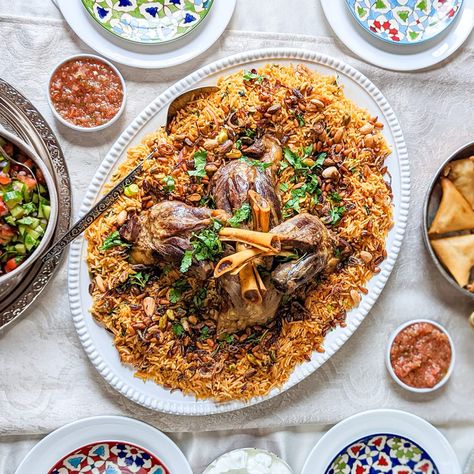 Lamb Kabsa : Authentic Royal® Lamb Kabsa Recipe, Kabsa Recipe, Basmati Rice Recipes, Afghan Food Recipes, Arabian Food, Lamb Dishes, Lamb Shanks, Best Chicken Recipes, Lamb Recipes