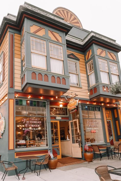 Best Restaurants In Monterey Ca, Things To Do In Monterey California, Monterey California Aesthetic, Monterey California Restaurants, Monterey Aesthetic, Monterey Bay California, California Coast Road Trip, California Aesthetic, Gorgeous Places