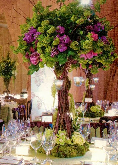 Enchanted Evening Centerpieces, Enchanted Tree Centerpieces, Enchanted Forest Flower Arrangement, Enchanted Forest Tablescape, Tree Centerpieces Quince, Diy Tree Centerpiece, Enchanted Forest Theme Centerpieces, Tree Centerpieces Diy, Enchanted Forest Theme Quinceanera Centerpiece Ideas