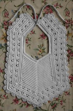 Heirloom Crochet, Crochet Baby Bibs, Crochet Bib, Baby Bibs Patterns, Bib Pattern, Crochet Baby Clothes, Crochet Baby Patterns, Love Crochet, Thread Crochet