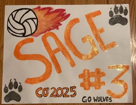 School diy volleyball poster Soccer Signs Posters Diy, Cute Volleyball Posters For Players, Volley Ball Poster Ideas, 8th Grade Night Volleyball Poster Ideas, Poster Ideas For Sports, Cute Volleyball Posters, Vball Posters, Volleyball Posters For Players Diy, Senior Volleyball Posters