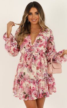 Fall Dresses For Women, Nature Dress, Floral Dress Casual, Floral Dresses Long, Aline Dress, Ruffle Hem Dress, Wedding Guest Dress Summer, Club Dresses, Long Sleeve Mini Dress