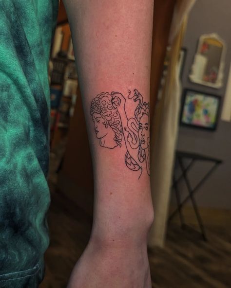 Medusa holding the head of Perseus for Jasmine 💘 thank you for the trust as always, this is a badass design for a badass lady! Swipe to see our healed Cherub friend from six months ago!!! Medusa Holding Perseus Head, The Head, Tatting, Thank You, Quick Saves, Design