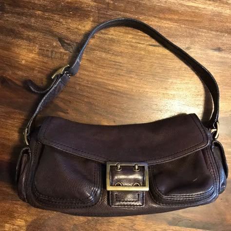 Brown Leather Shoulder Bag, Pretty Bags, Mode Inspo, Cute Bags, Vintage Bags, Fashion Killa, Victoria Beckham, Passion For Fashion, Leather Shoulder Bag