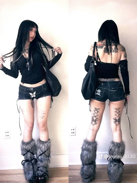 Greyday Outfit Ideas, Black Y2k Outfit Women, Grey Day Outfit Concert, Grunge Bimbocore Outfits, Emo Bimbocore Outfits, Greyday Tour Outfits, Ptv Concert Outfit, Y2k Bimbocore Outfits, Thick Goth Outfits