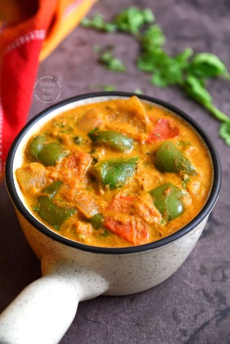 Capsicum Masala Curry, Green Capsicum Recipes, Capsicum Recipes Indian, Capsicum Curry Recipe, Indian Gravy Recipe, Capsicum Curry, Weekday Recipes, Capsicum Recipes, Curry Recipes Easy