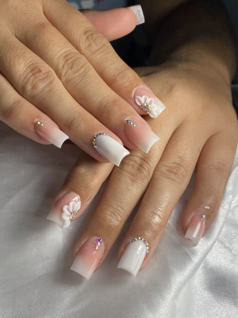 Short Nails With Gems, Super Cute Nails, Acrylic Nail Set, Girly Acrylic, Gel Nails Diy, Girly Acrylic Nails, Glow Nails, Short Square Acrylic Nails, Acrylic Nails Coffin Pink