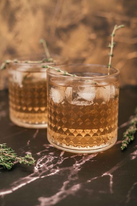 Two glasses of Lapsang souchong cocktail served with thyme Lapsang Souchong Recipes, Lapsang Souchong Tea, Vegan Drinks Recipes, Fall Back In Love, Lapsang Souchong, Whisky Drinks, Cocktail And Mocktail, Cocktail Serving, Vegan Drinks