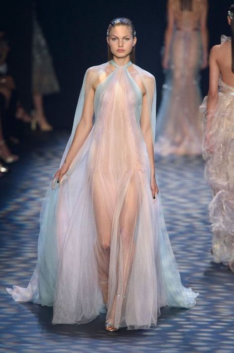 Marchesa Spring, Fashion Week Runway, Sporty Chic, Marchesa, Looks Style, Mode Inspiration, Spring 2017, Outfit Casual, Fashion 2017