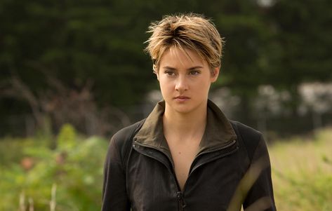 Shailene Woodley as Tris in Insurgent (2015) #Insurgent #Thedivergentseries Tris Prior, Shailene Woodley, Insurgent, Divergent, The Truth, On Twitter, Twitter