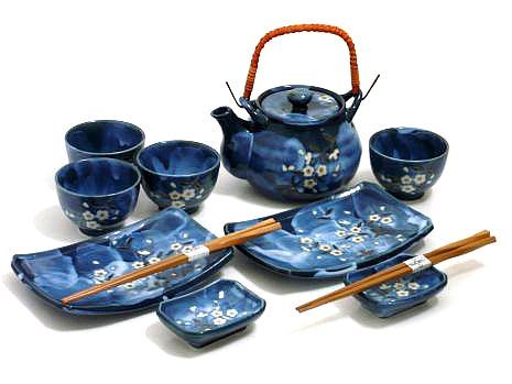 Indigo Dream Tea/Sushi Set - Romantic Gift Idea - www.mysushiset.com/sushi-tea-set-indigo-dream.html Japanese Dinnerware, Dream Tea, Vase Deco, Japanese Tea Set, Sushi Set, Blue Cherry, Tea For Two, Tee Set, Time For Tea