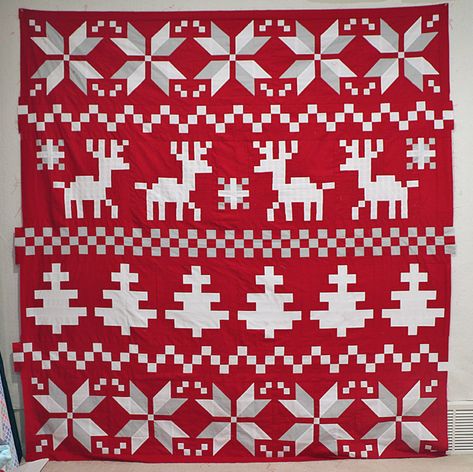 Fair Isle Sew-Along: The Big Finale! Pixilated Quilts, Fair Isle Quilt Pattern, Nordic Quilt, Fair Isle Quilt, Snowman Quilts, Knitted Quilt, Postcard Quilts, Scandinavian Quilts, Quilt Star