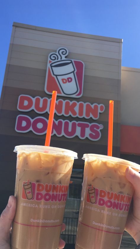 Dunkin’ Donuts, Starbucks Vanilla Frappuccino, Dunkin Donut, Dunkin Donuts Coffee Drinks, Dunkin Iced Coffee, Dunkin Donuts Iced Coffee, Iced Starbucks Drinks, Dunkin Donuts Coffee, Food Supply