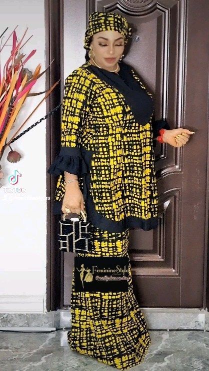 Bubu Skirt And Blouse, Arewa Hausa Ankara Skirt And Blouse, Arewa Ankara Gown Styles, Hausa Ankara Gown Styles, Model Wax, Ankara Skirt And Blouse Styles, African Bridal Dress, Ankara Skirt And Blouse, African Shirts For Men