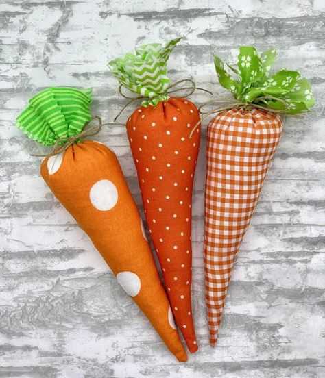 Fabric Carrots, Carrots Easter, Heart Sachet, Decorating Farmhouse, Spring Decorating, Banners Buntings, Candle Mat, R 15, Fabric Banner