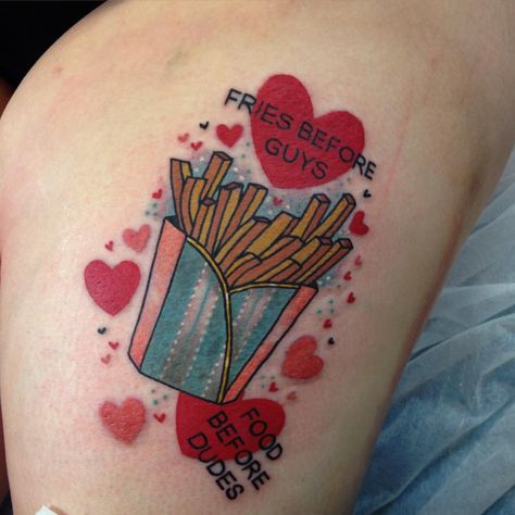 Pinterest @ AceOfSpadessss ❄️ French Fries Tattoo, French Fry Tattoo, Fries Tattoo, Hamburger Tattoo, Ny Tattoo, Traditonal Tattoo, Procreate Inspiration, Food Tattoo, Pizza Tattoo