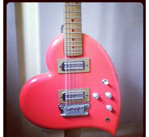 Love this heart shaped guitar Heart Shaped Electric Guitar, Heart Shaped Guitar, Snake Aesthetic, Beautiful Instruments, Free Printables Organization, Cool Electric Guitars, Guitar Collection, Event Planning Business, Diy Tattoo