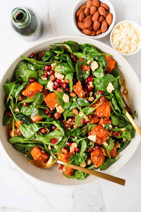 Pumpkin Spinach Feta Salad – Goodness Avenue Pumpkin Feta Salad, Pumpkin And Feta Salad, Spinach Feta Salad, Roast Pumpkin Salad, Hearty Salad Recipes, Feta Salad Recipe, Pumpkin Salad, Grilled Halloumi, Hearty Salads