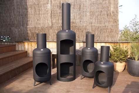 All sizes | Gas Bottle Chimineas | Flickr - Photo Sharing! Gas Bottle Bbq, Gas Bottle Wood Burner, Fire Pit Designs, Rocket Stoves, Diy Fire Pit, Log Burner, Backyard Fire, Wood Burner, Metal Projects