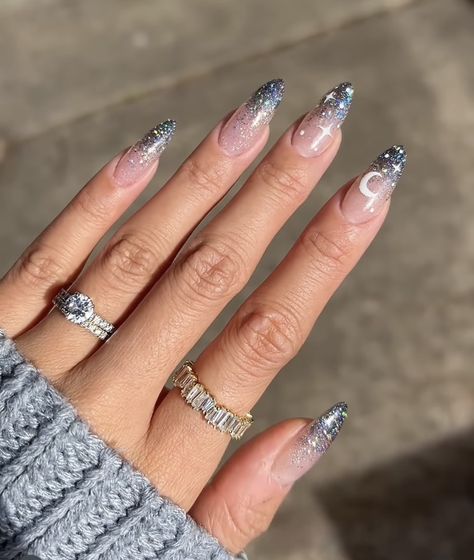 Fun Wedding Guest Nails, Nails Brillo, Girls Things, Hello Nails, Ombre Nails Glitter, Cute Spring Nails, Celestial Wedding, Nails Now, Matte Nails Design