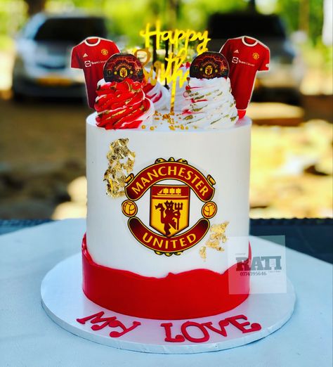 Manchester United Cake Design, Arsenal Themed Birthday Cake, Football Cake Manchester United, Man Utd Birthday Cake, Manchester United Cakes Birthday For Men, Arsenal Cake Ideas For Men, Manchester United Cake Topper Printable, Man United Cake Ideas, Manchester United Theme Cake