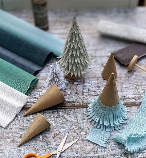 Crepe Paper Christmas, Home Gel Nails, Paper Christmas Trees, Home Nails, Nails Home, Wallpaper Home Decor, Rope Wrapped, Paper Christmas Tree, Christmas Tree Crafts